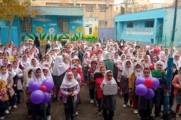 جشن میلاد حضرت فاطمه زهرا (س) در مدارس کهریزک 