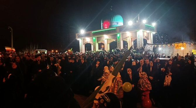 شور و نور در شب ۲۲ بهمن