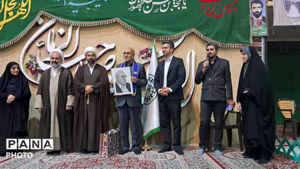 ویژه‌برنامه سالگرد تأسیس سازمان دانش‌آموزی در یزد