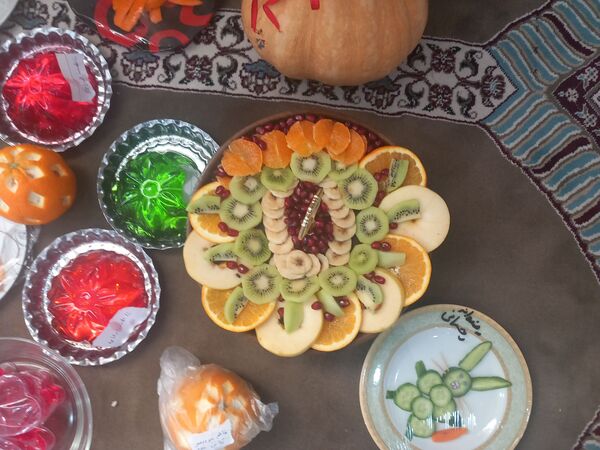 جشنواره میوه آرایی در مدرسه شهید غلامی خلیل آباد 