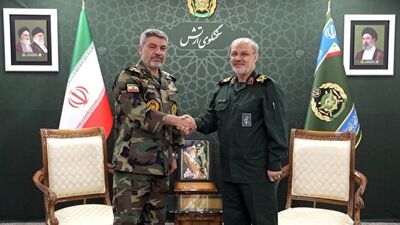 تاکید ارتش و سپاه ‌بر وحدت و انسجام مقابل دشمن آمریکایی - صهیونی 