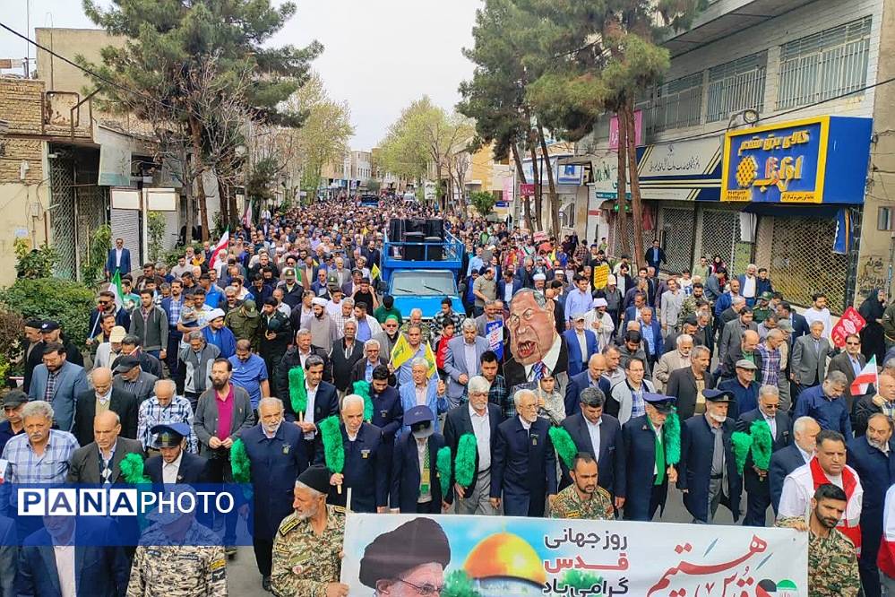 فریاد پیشوا علیه صهیونیسم در روز قدس؛ امضای طومار محکومیت و المان سازی در راهپیمایی روز قدس