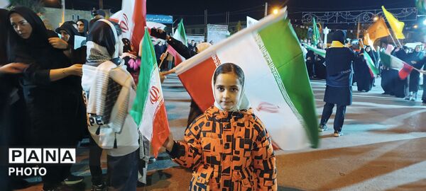 میدان داری مدافعان میهن در خیابان های پلدختر 