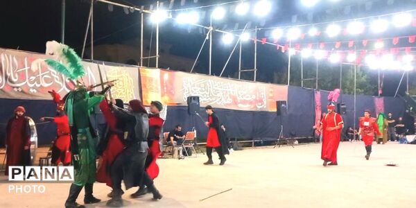 تجلی عزاداری شب تاسوعا  در شهر مهستان 