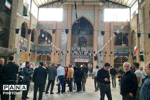 نوای «لبیک یا حسین» از اجتماع شیرخوارگان حسینی در فاز ۳ اندیشه