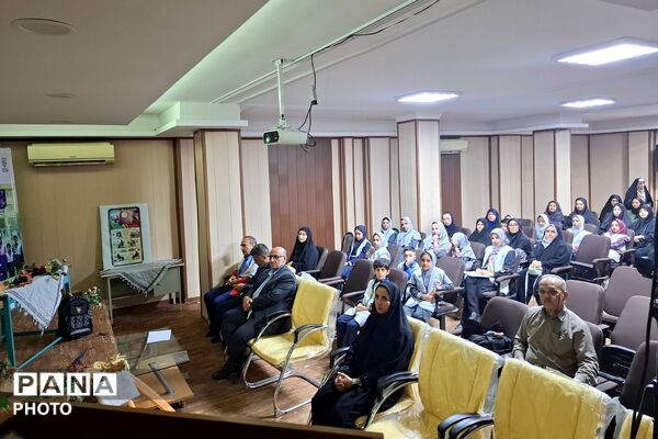برپایی گرامیداشت هفته سلامت در اداره آموزش و پرورش چهاردانگه
