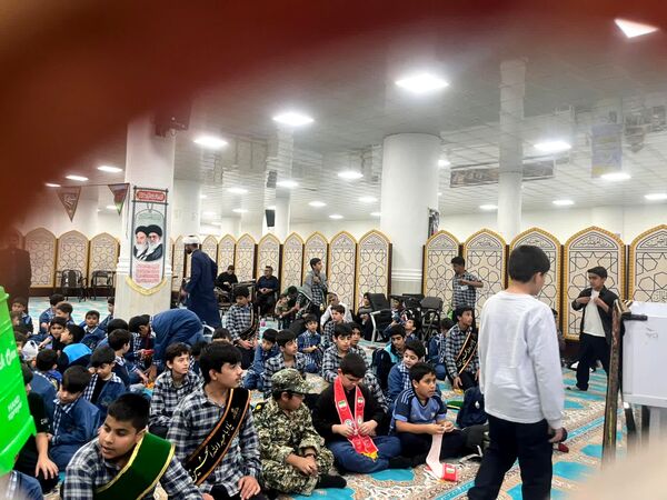 استقبال پرشور دانش‌آموزان جم از شهید گمنام در آستانه شهادت حضرت زهرا(س)