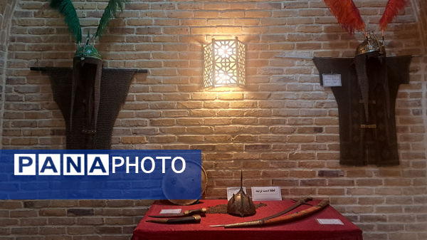 بازتاب هنر عاشورایی در نمایشگاه نسخ خطی و لباس‌های تعزیه