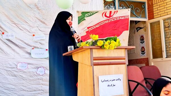 جشن میلاد حضرت زینب در دبیرستان حضرت زینب 