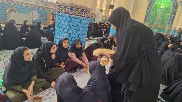 اردوی دانش آموزی «ضیافتی در حرم»