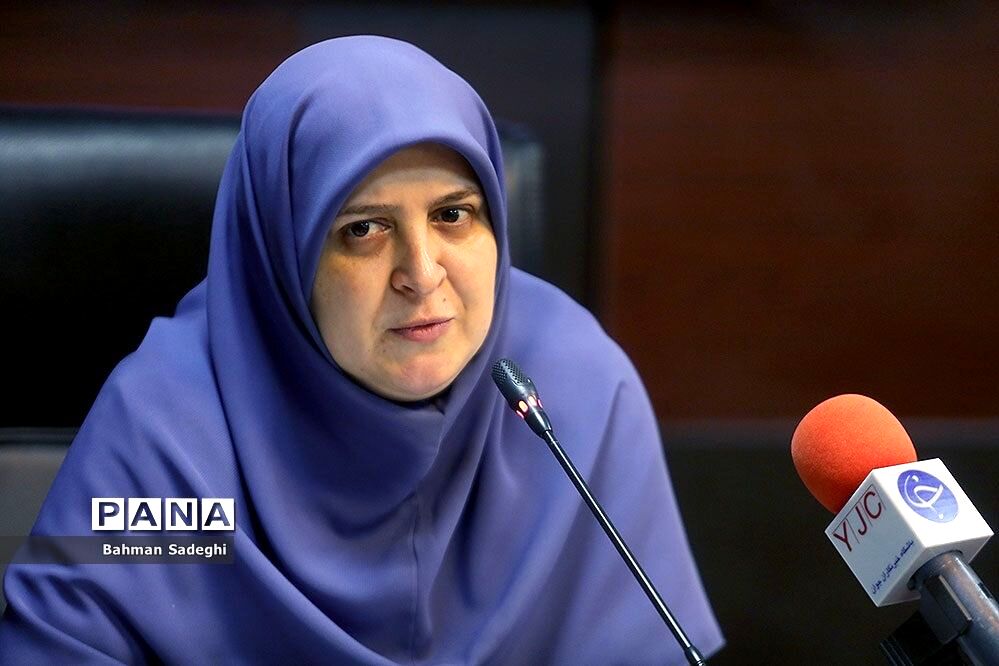 مهاجرانی: دولت چهاردهم مشورت‌پذیر است