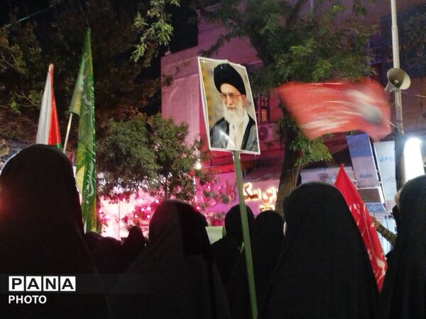 حماسه سازی مردم نیشابور در حسینیه امام خمینی (ره)