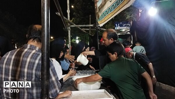 موکب شهدای روستای آهوان در صد و ششمین شب از اجتماعات مردمی 