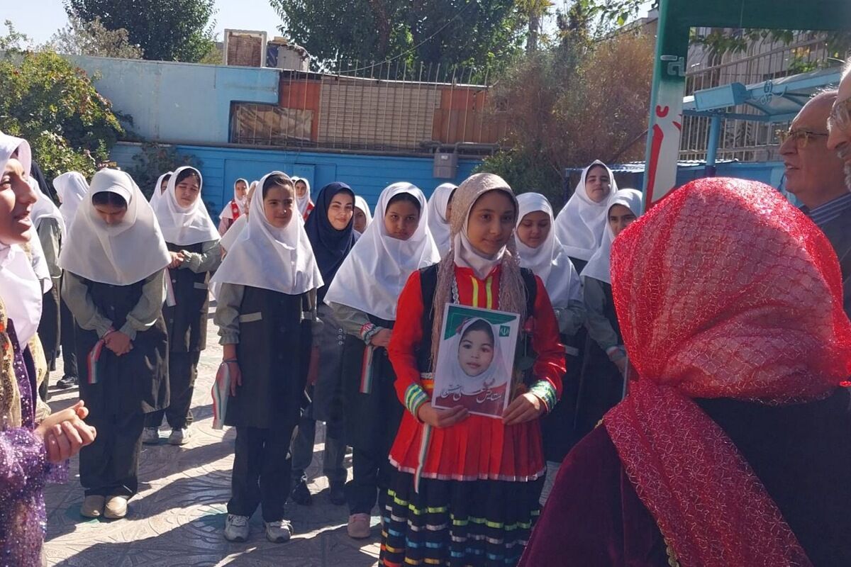 جشن عاطفه ها ، روز همدلی دانش‌آموزان 