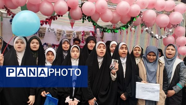 جلوه‌های دانش‌آموزی راهپیمایی ۲۲بهمن در تبریز