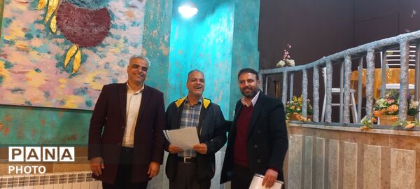 افتتاحیه کافه دخترانه «بابونه» در شهرکرد