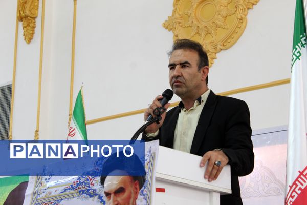 همایش گرامیداشت هفته معلم در شهرستان گرمه