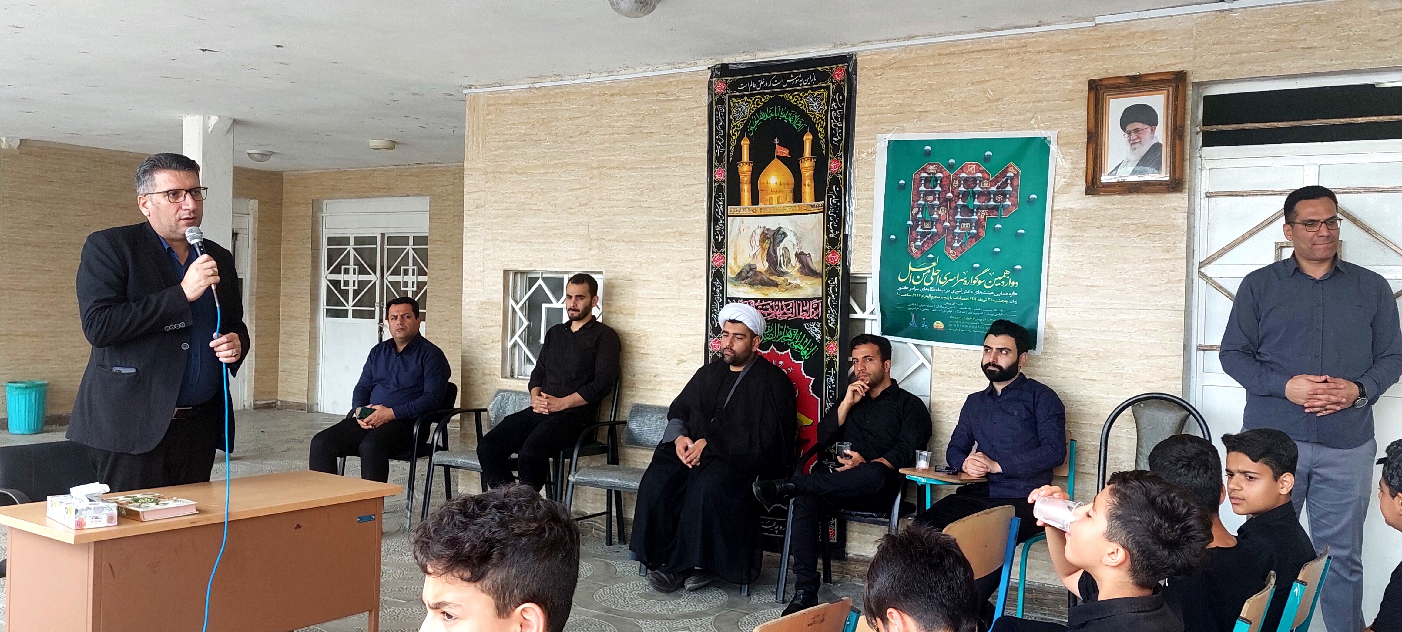 احلی من العسل، سوگواره تربیت نسل عاشورایی و آشنایی با نوجوان کربلا است
