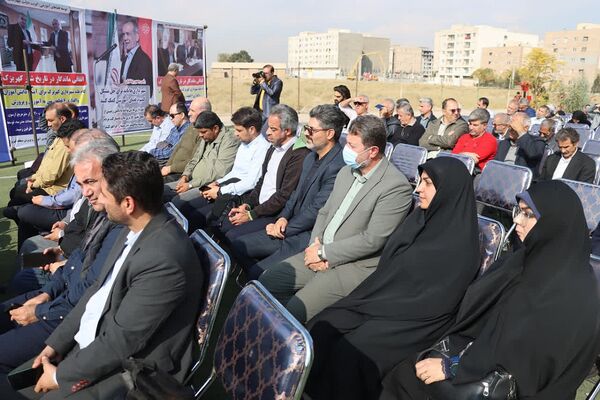 تداوم نهضت مدرسه‌سازی در کهریزک، خشت‌گذاری مدرسه ۱۵ کلاسه در مسکن مهر