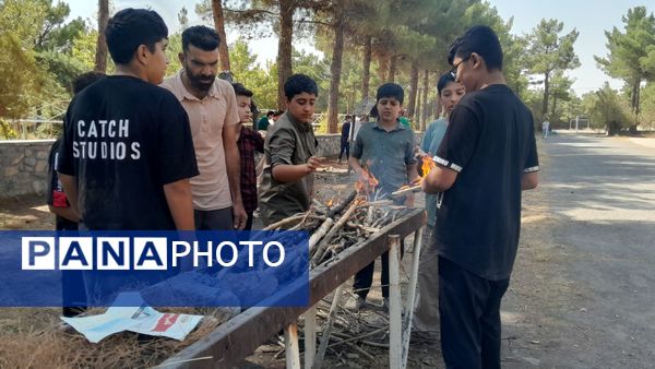 کلاس حل مسئله و اتاق فکر برای دانش آموزان متوسطه اول و دوم 