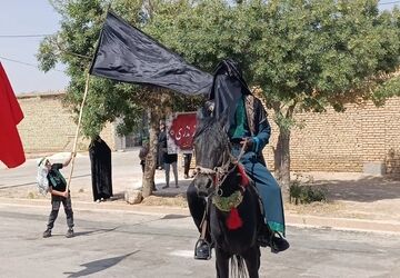 مراسم عزاداری روز تاسوعا در هیئت عربان علمدار حسین(ع) 