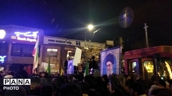 حماسه همچنان ادامه دارد 
