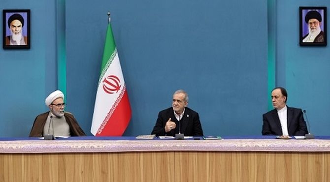 دین‌باوری و مردم‌محوری دو رکن اساسی پایداری و مانایی انقلاب است