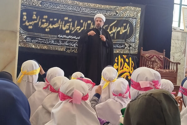 همایش نوگلان فاطمی در شهر بهمن