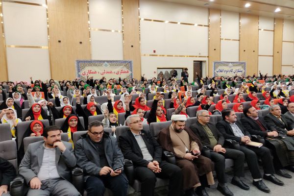 همایش بزرگ «یاوران انقلاب، پیشتازان مقاومت» در اردبیل