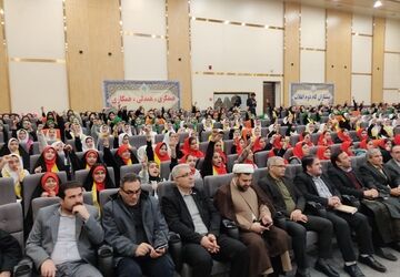 همایش بزرگ «یاوران انقلاب، پیشتازان مقاومت» در اردبیل