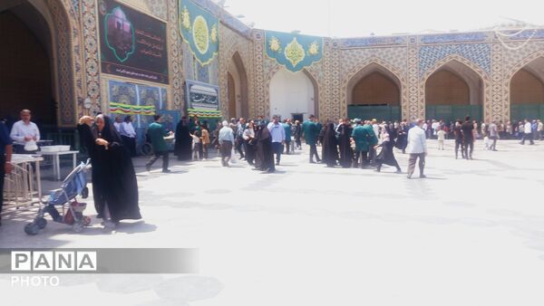 حرم مطهر رضوی میزبان زائران و عاشقان دعا و زیارت