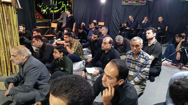عزاداری دهه دوم محرم در کتاب‌پردازان با سخنرانی جلیل معماریانی