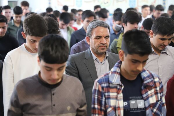 طنین زنگ نماز در مدارس آذربایجان‌شرقی