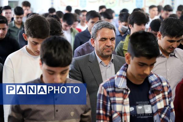 طنین زنگ نماز در مدارس آذربایجان‌شرقی