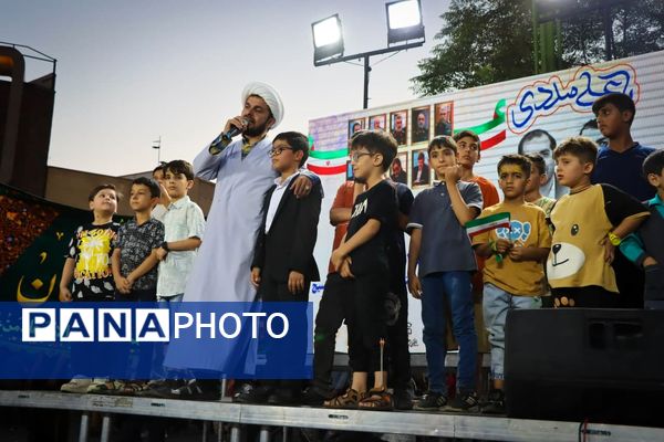 غدیر کیلومتری کاشان؛ جشن بی‌وقفه‌ی ولایت در چهارراه نماز