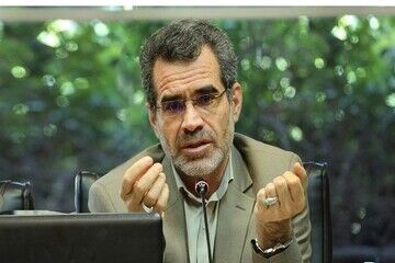 معلم امروز باید تسهیلگر، برانگیزاننده، یادگیرنده مستمر، رهبر کلاس و ‌همراه و دوست دانش‌آموزان باشد‌