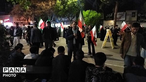 واکس صلواتی در خیابان امام خمینی نیشابور 