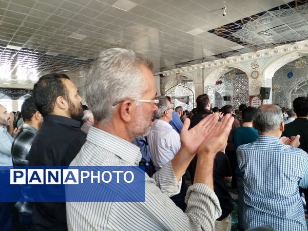 نماز جمعه شهرستان کاشمر با حضور پر رنگ مردم برگزار شد 