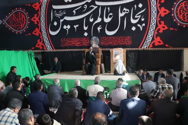 پیاده‌روی رضوی و رونمایی از کتاب «مشهدگ» در سالروز ورود امام رضا(ع) به خرانق اردکان