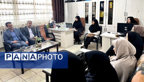 بازدید مدیر آموزش و پرورش کاشمر از مدارس این شهر