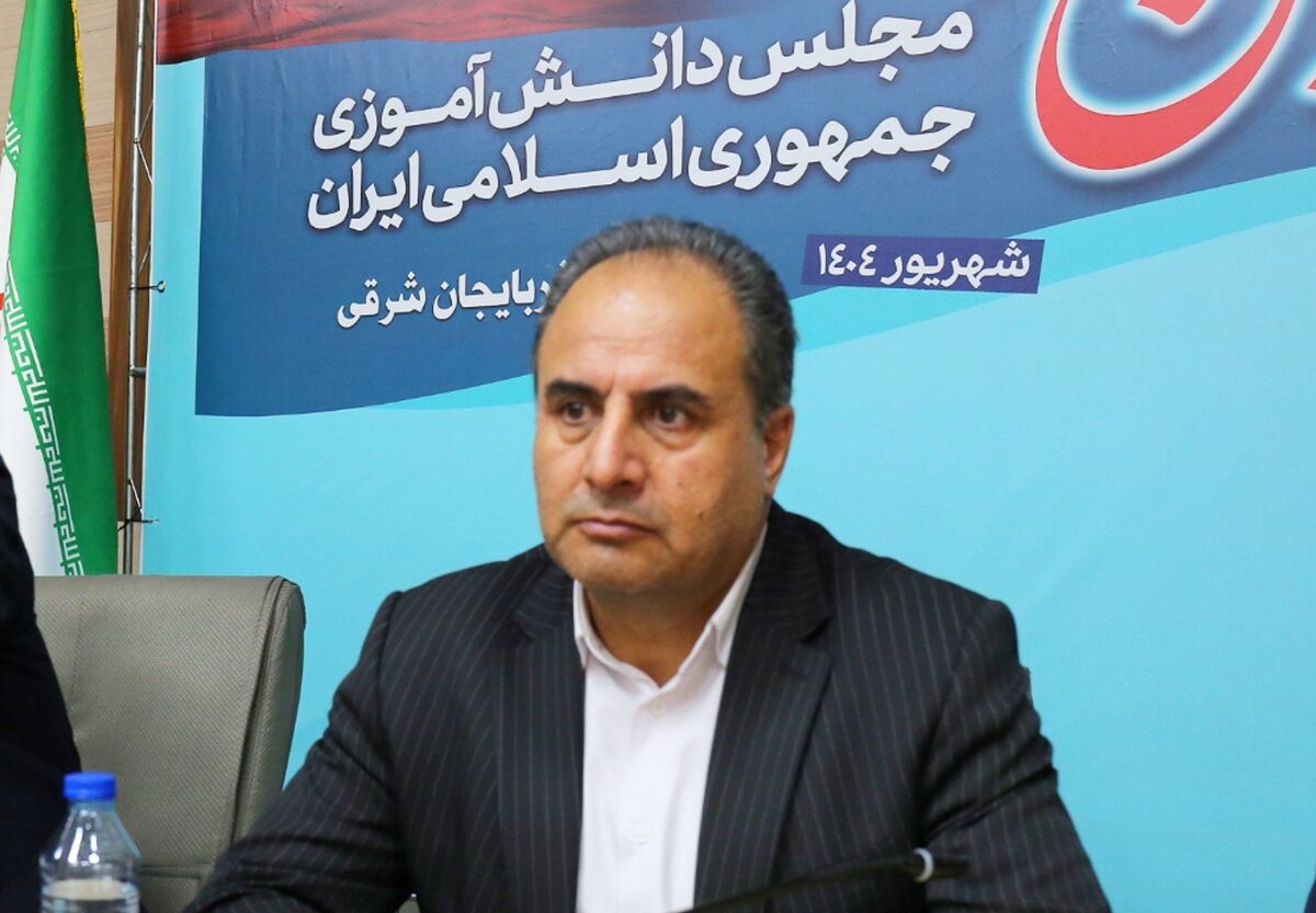 گوش شنوای نمایندگان دانش‌آموزی هستیم