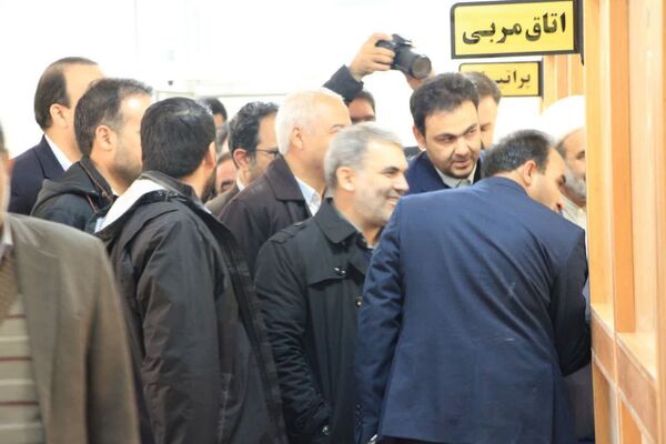 افتتاح زمین چمن مصنوعی شهدای روستای شهوار