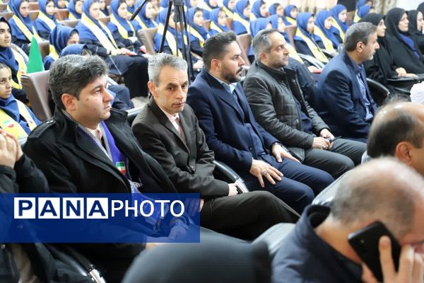 زنگ انقلاب در مدرسه خدیجه کبری ناحیه یک تبریز با حضور استاندار 