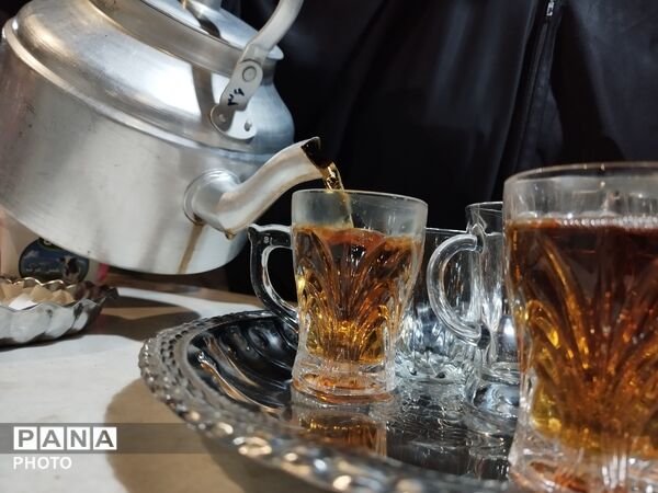 چایخانه و موکب مردمی  شهید سبحانی فر در  میدان آزادی شهرستان نیشابور 