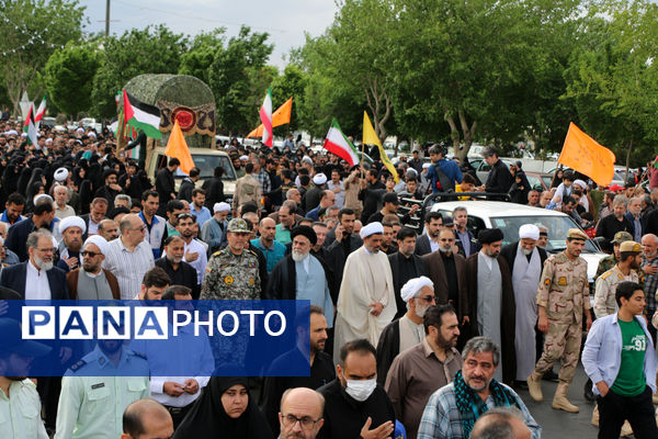 میزبانی مسجد مقدس جمکران از لاله‌های فاطمی-1