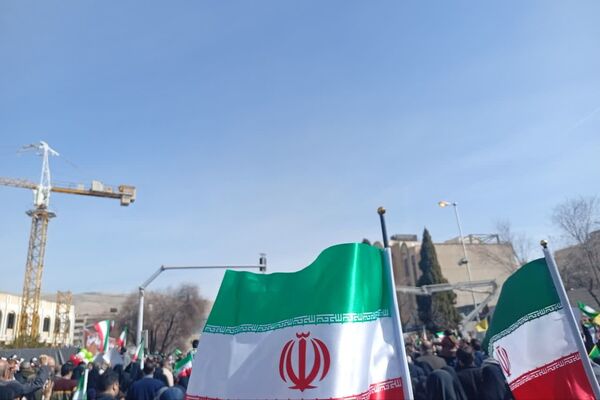 ما تا آخر پای کار نظام هستیم 