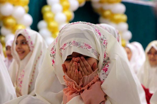 جشن تکلیف دانش‌آموزان دبستان آیین روشن در مصلی امام خمینی(ره) شهریار 