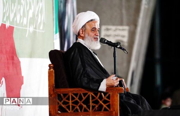 شکوه تاریخ زیر گنبد دانشگاه؛ آیین همدلی در پایتخت علم