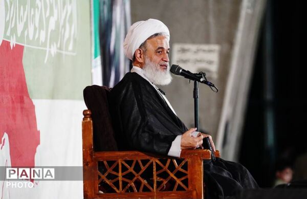 شکوه تاریخ زیر گنبد دانشگاه؛ آیین همدلی در پایتخت علم