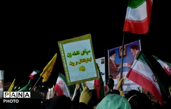مردمی که هیچوقت میادین را خالی نمی کنند